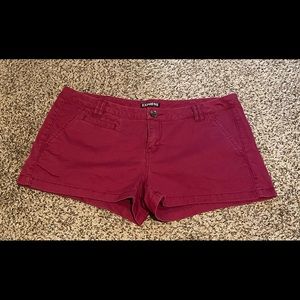 Express maroon shorts. Sz 6